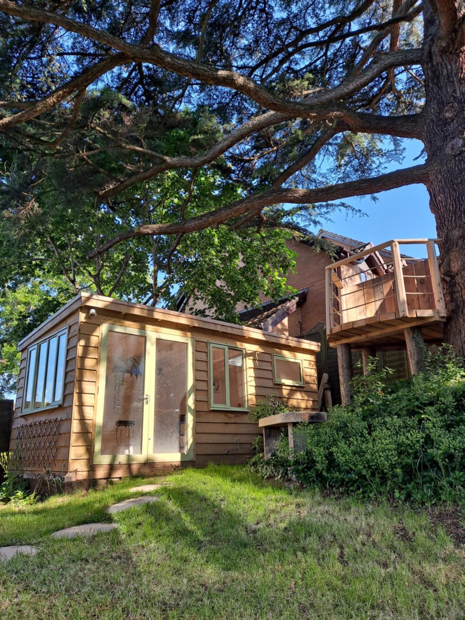 Cheltenham Studio Apartment エクステリア 写真