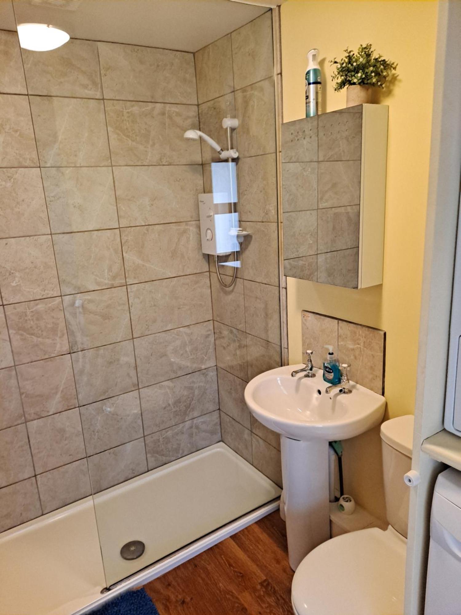 Cheltenham Studio Apartment エクステリア 写真